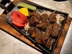 -穹六人间 people 6(岳阳路店)