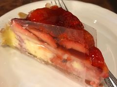 草莓奶酪蛋糕-凯宾美食廊Kempi Deli·凯宾斯基饭店(亮马桥路店)