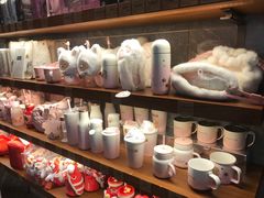 零售区-星巴克臻选(南京艾尚天地店)