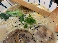 豚骨拉面-谷雨日式烧肉(万达金街店)