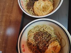 -李易面馆(树木岭店)