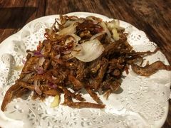 椒盐小鱼-梨云山居农家乐