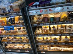 -全家便利店(江湾镇站店)