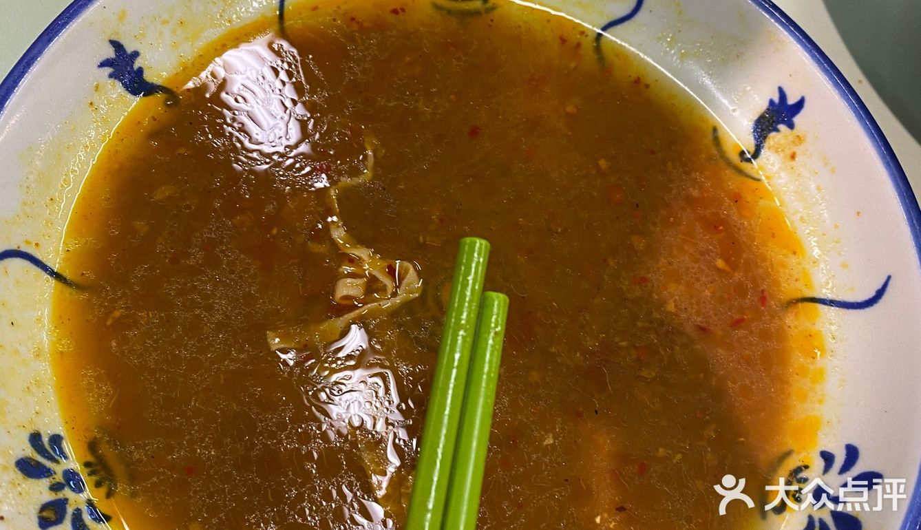 本来想打卡拍摄以后发菜品上来的样子,结果忘了