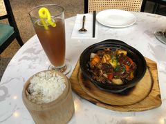 牛腩牛筋煲-大茴香越法料理(SOHO复兴店)