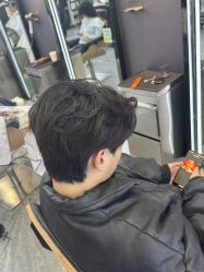 -藤野造型烫染·漂发