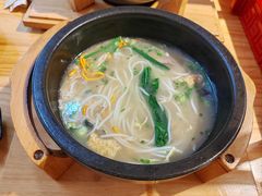-勺子米线·云南传统小吃市集(四方街店)