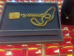 -恒一珠宝·回收黄金钻石奢侈品(灵岩南路店)