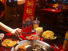 -谭鸭血老火锅(万象九宜城店)