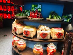 -吃饭皇帝大土家民族菜(荟聚店)
