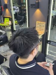 -藤野造型烫染·漂发