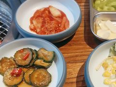 -明洞阿姨·韩式酱蟹烤肉·创意料理(三元桥店)