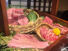 -山川小町·极番烧肉(新地假日广场店)