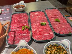 -牛村来人潮汕牛肉火锅(西单店)