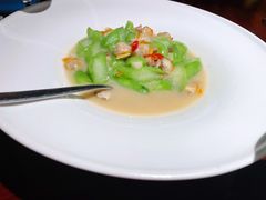 蛤蜊咸鱼煮丝瓜-解香楼(八盘岭路店)