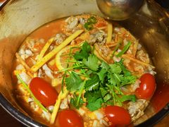 堂灼酸汁辣田鸡-味界·精致赣菜(招商花园城店)
