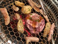 -炙忧烤肉屋(中国铁建广场店)