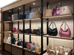 -COACH蔻驰(银泰店)
