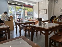 -老西白点心店