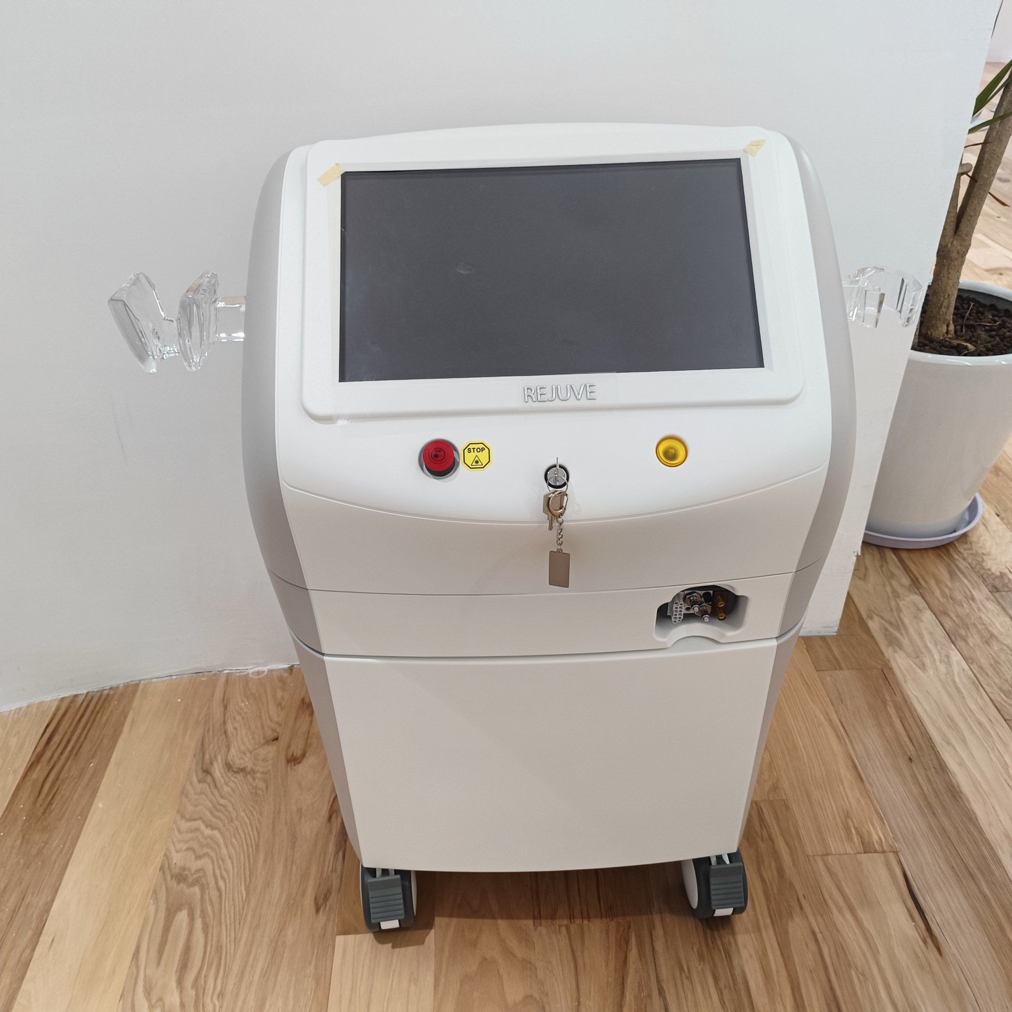 飞顿牛奶光!熬夜党的美肤神器