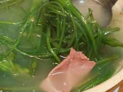 -山茶云南菜(永安里店)