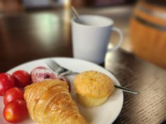-卡普里披萨·牛扒·下午茶