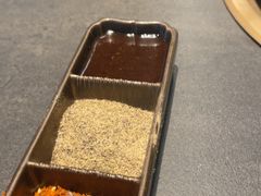 -铭牛烧肉·和牛海鲜自助(高新月牙湖店)