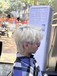 -藤野造型专业烫染接发