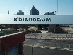 -麦当劳(展览路店)