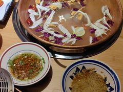 -洱火云南酸菜牛肉火锅(石景山当代商城店)