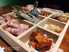 -肉魁屋·烧肉·烧鸟·酒场(高新店)