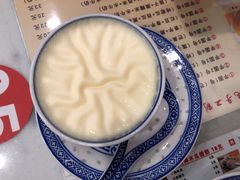 -广信牛奶甜品世家(台东店)