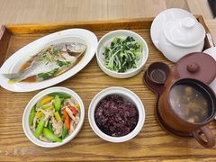 -雪梅月子中心(华侨城店)