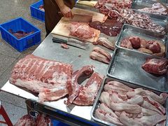-标记美食新鲜猪杂(兴南大道店)