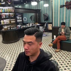 -海文先生国潮烫染男士理发馆
