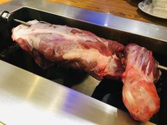 烤羊腿-关二碳烤羊腿(龙翔路店)