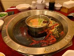 -山城年华老火锅(玉林店)
