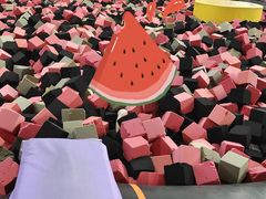 -嘿哟动霸CHUA·新潮玩运动娱乐中心·蹦床滑冰团建乐园