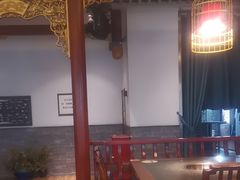 -小天鹅火锅·一线江景洪鼎旗舰店(洪崖洞店)