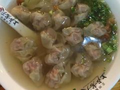 鲜肉大馄饨-上卢老天大馄饨(上楼线店)