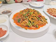 -民族手抓羊肉馆·滩羊手抓·烤全羊