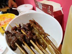 乐山油炸串串-牛华八婆麻辣烫(龙湖U城店)