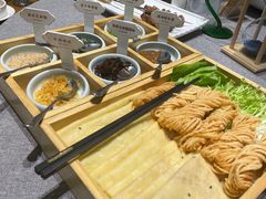 沂蒙六姐妹煎饼-鹊华居·地道鲁菜·海鲜·融合味(大明湖店)