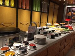 自助取餐区-厦门泰地万豪酒店-贡厨全日餐厅