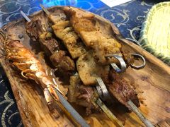 -乡村馕坑肉·烧烤·新疆菜·本地人更爱吃(阿勒泰首店)