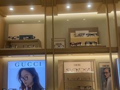 -茂昌眼镜(南京东路店)