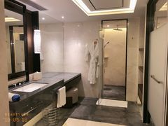 -舟山希尔顿酒店