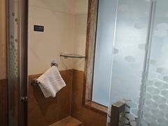 -珠海拱北口岸希尔顿欢朋酒店