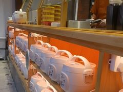 -阿瓦山寨·湘菜现炒·剁椒鱼头王(咸阳总店)