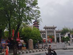-绳金塔